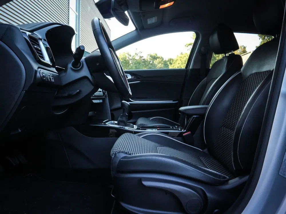 Kia Ceed 1.0 T-GDi DynamicPlusLine Clima uit 2024, foto 2