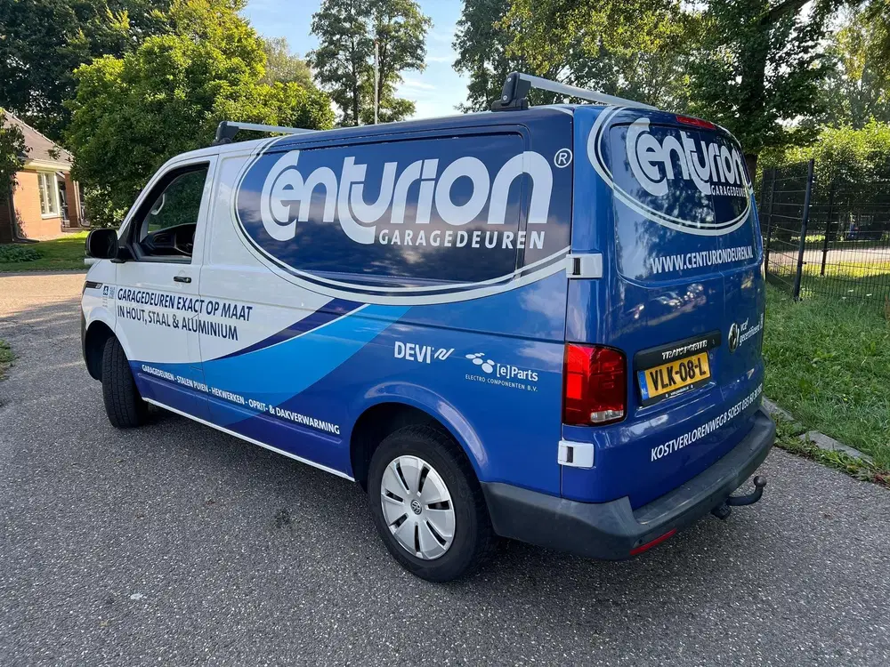 Volkswagen Transporter 2.0 TDI L1H1 28 uit 2021, foto 2
