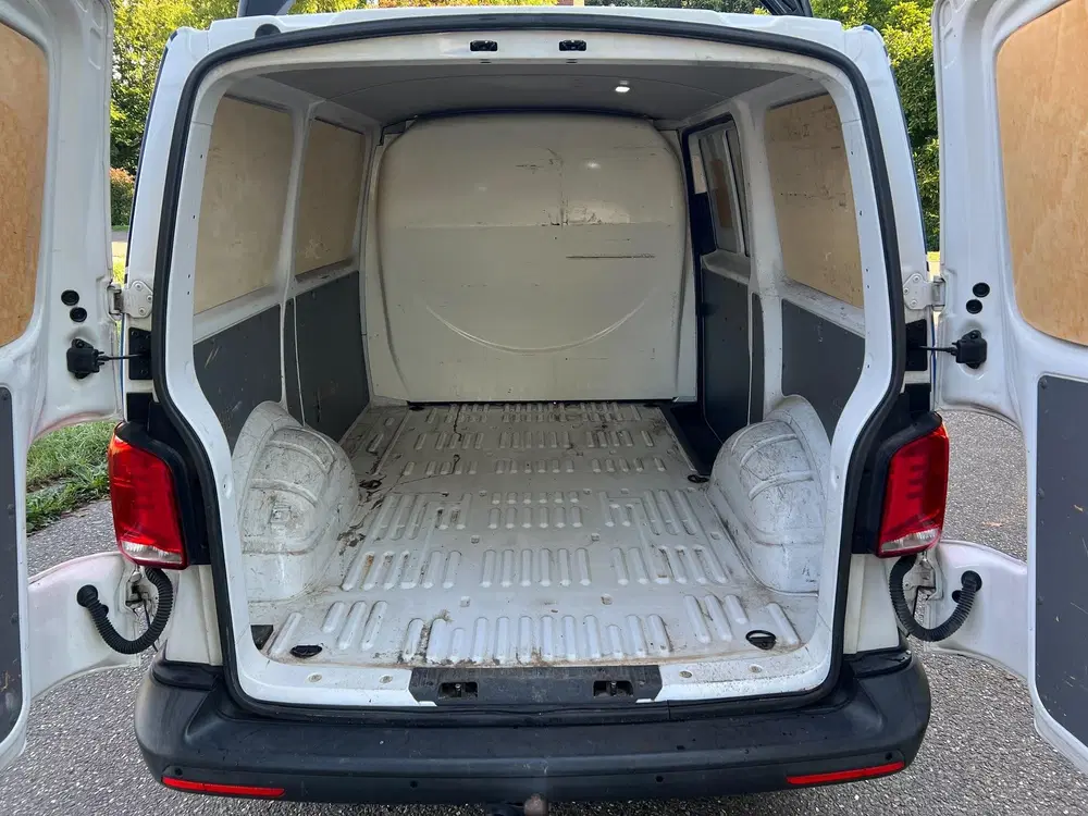 Volkswagen Transporter 2.0 TDI L1H1 28 uit 2021, foto 6