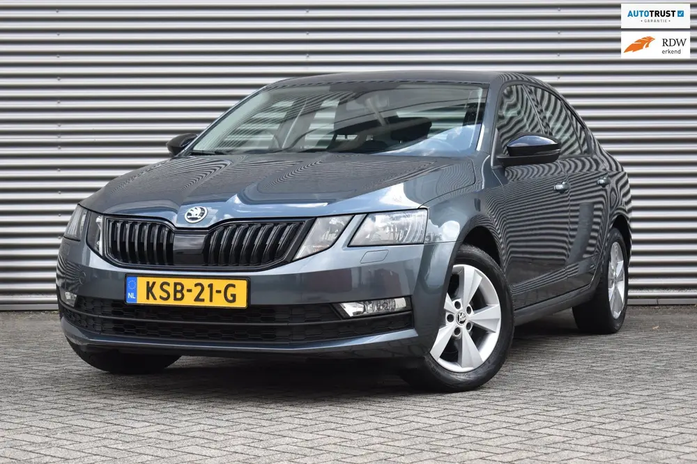 Skoda Octavia 1.5 TSI 150-PK DSG Style Business uit 2020