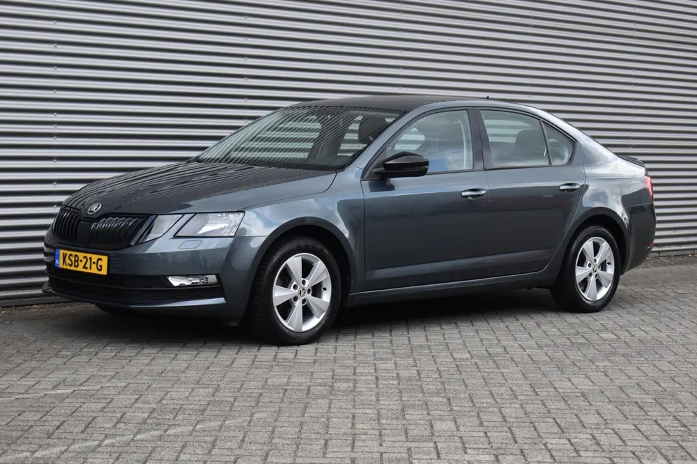 Skoda Octavia 1.5 TSI 150-PK DSG Style Business uit 2020, foto 3