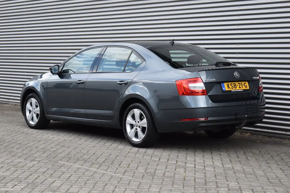 Skoda Octavia 1.5 TSI 150-PK DSG Style Business uit 2020, foto 5