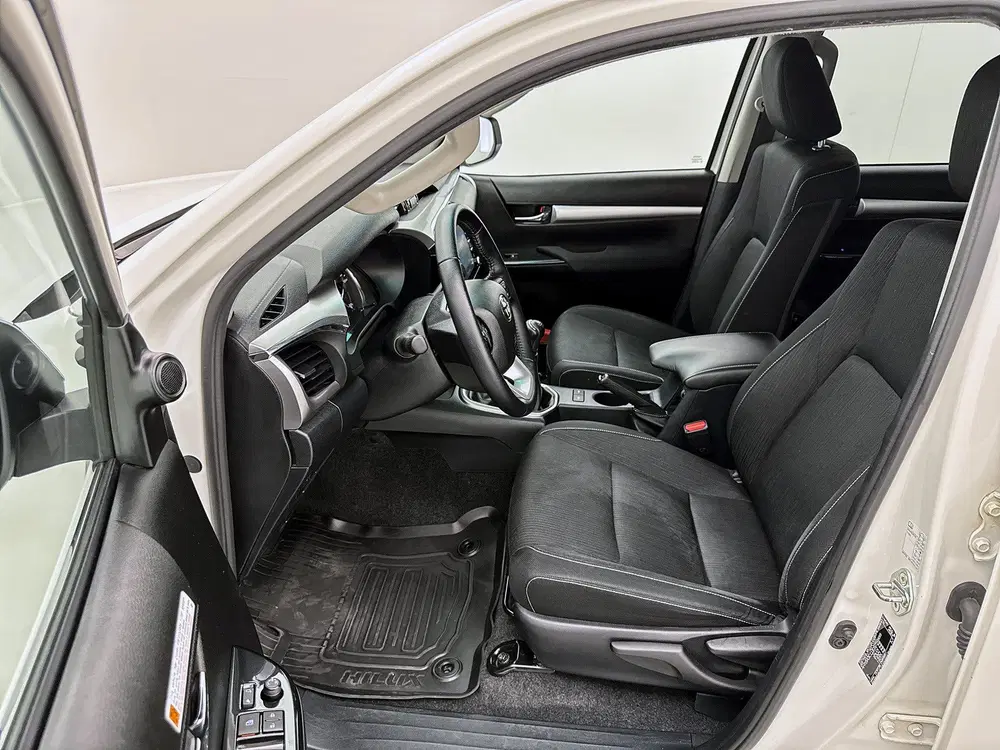 Toyota Hilux 2.8 D-4D Double Cab Professional 204pk Led uit 2023, foto 11