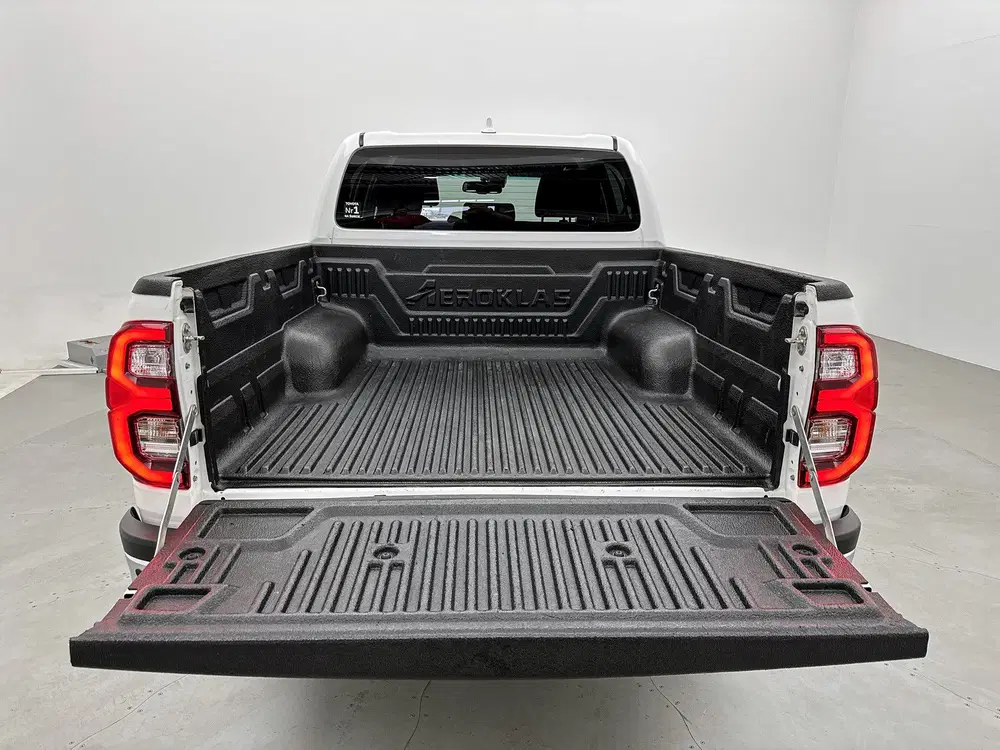 Toyota Hilux 2.8 D-4D Double Cab Professional 204pk Led uit 2023, foto 16