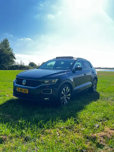 Volkswagen T-Roc 1.5 sport TSI 150pk 7-DSG 2019 Zwart uit 2019
