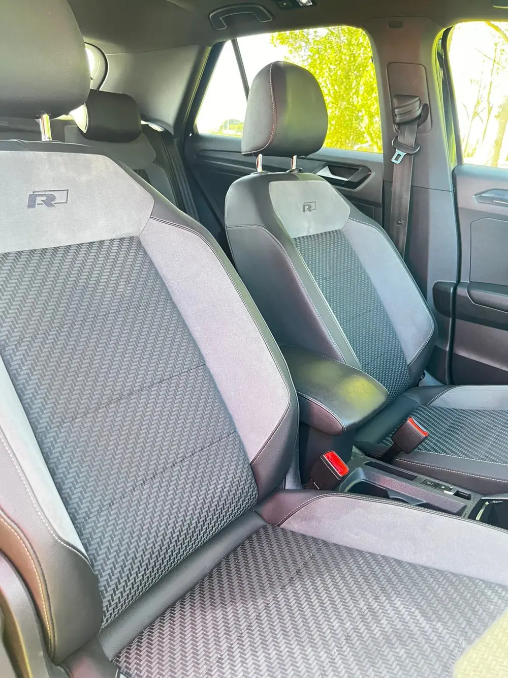Volkswagen T-Roc 1.5 sport TSI 150pk 7-DSG 2019 Zwart uit 2019, foto 10