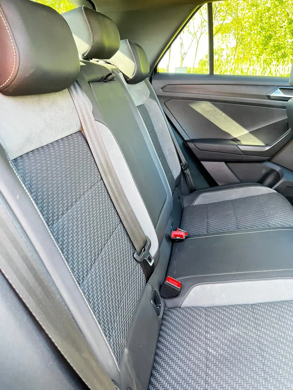 Volkswagen T-Roc 1.5 sport TSI 150pk 7-DSG 2019 Zwart uit 2019, foto 14