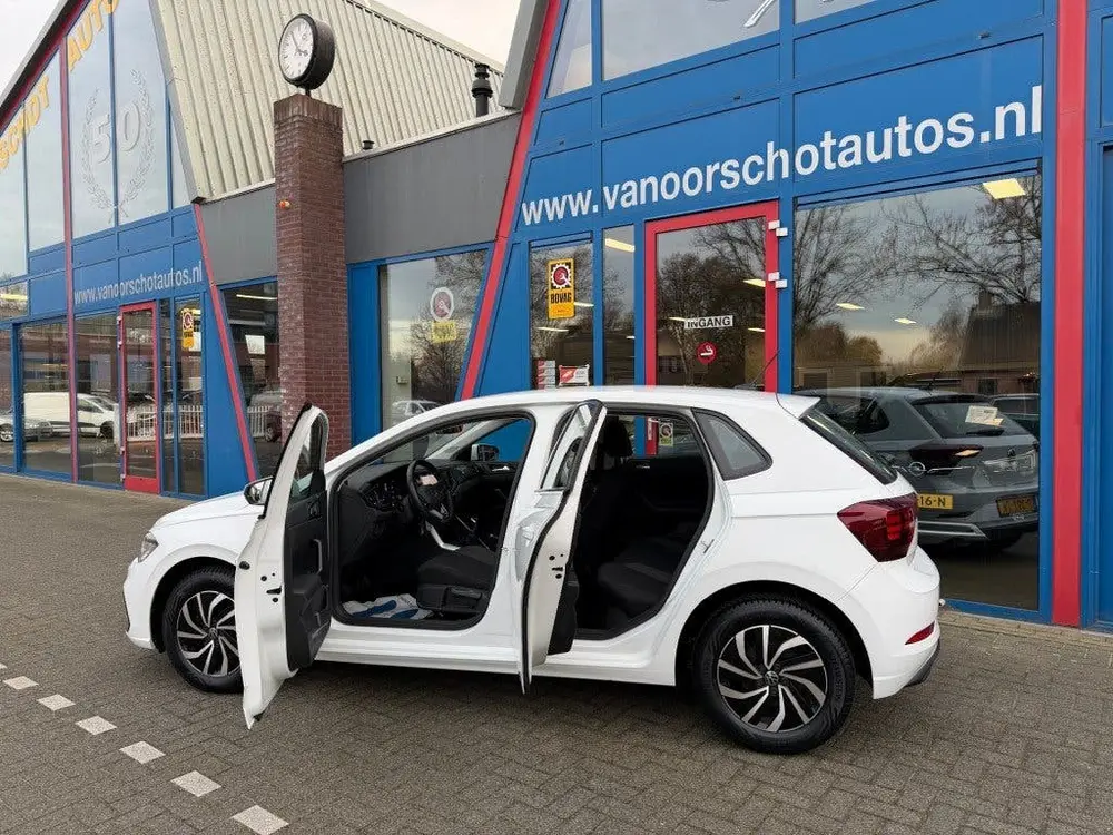 Volkswagen POLO 1.0TSI 95pk Navi Carplay Led 5-Deurs Airco b uit 2022, foto 5