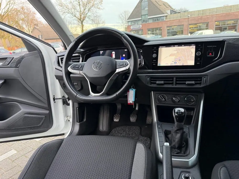 Volkswagen POLO 1.0TSI 95pk Navi Carplay Led 5-Deurs Airco b uit 2022, foto 9