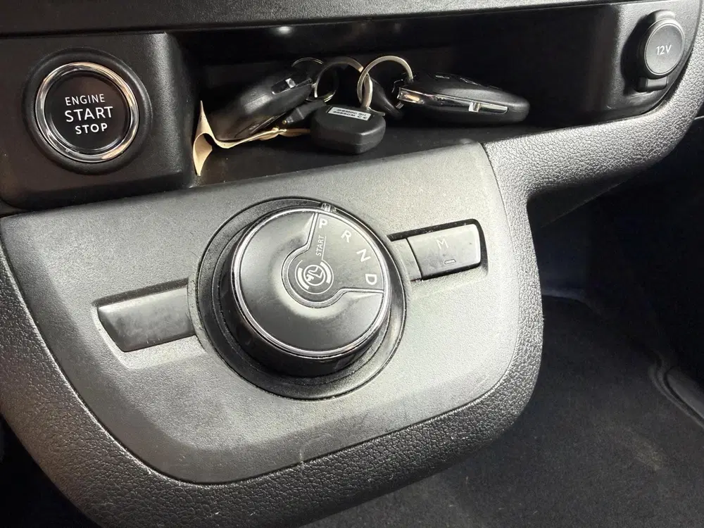 Opel Vivaro 2.0 BlueHDi 180 Automaat L3 Camera Clima P uit 2023, foto 18