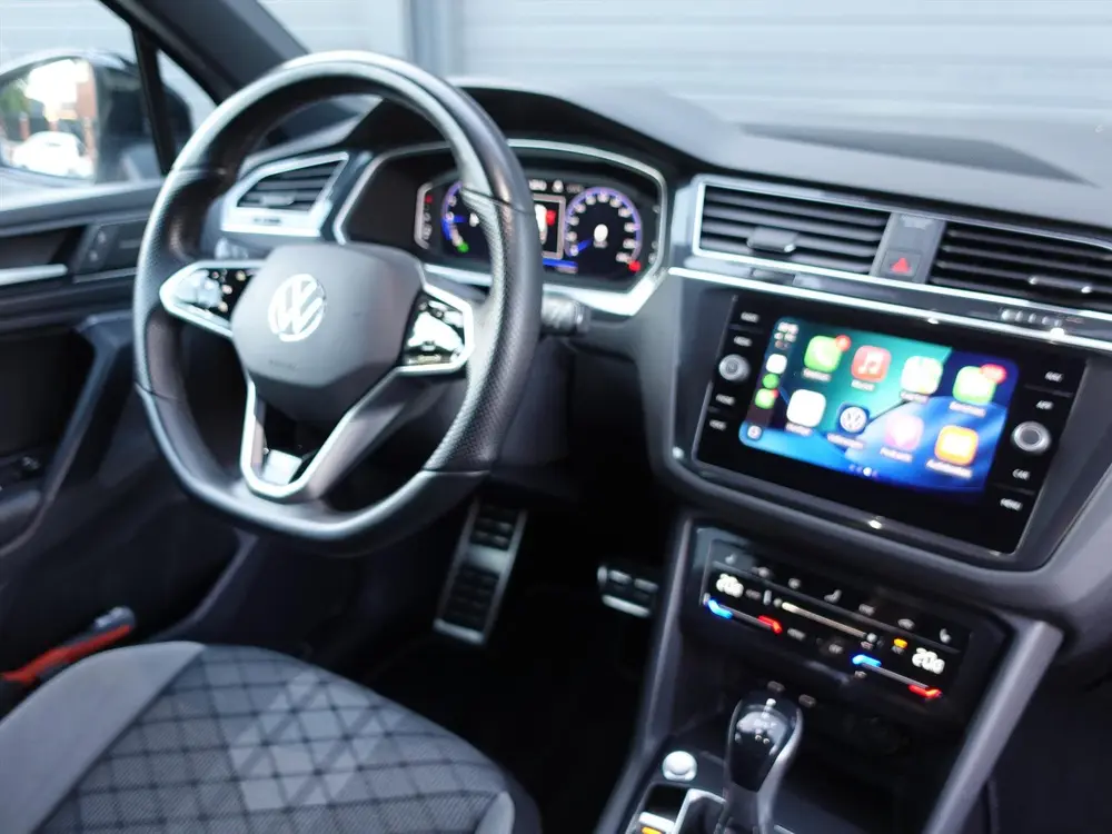 Volkswagen Tiguan 1.5 TSI DSG R-Line Black Style RIJKLAAR/TR uit 2021, foto 20