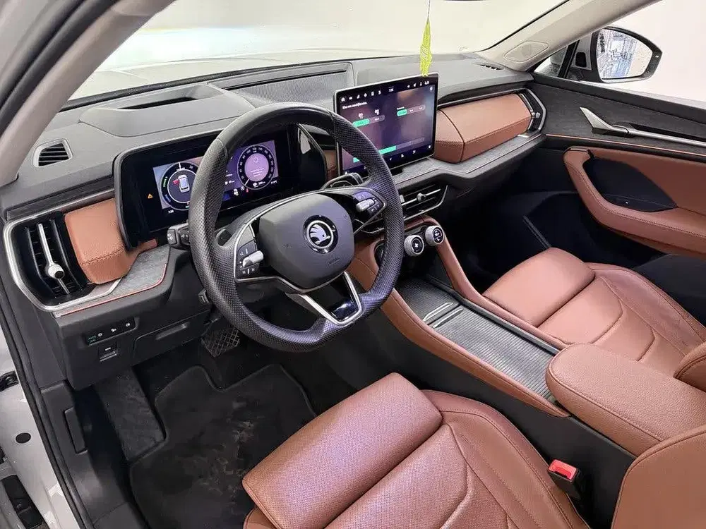 Skoda Kodiaq 1.5 TSI PHEV Business Edition uit 2025, foto 13