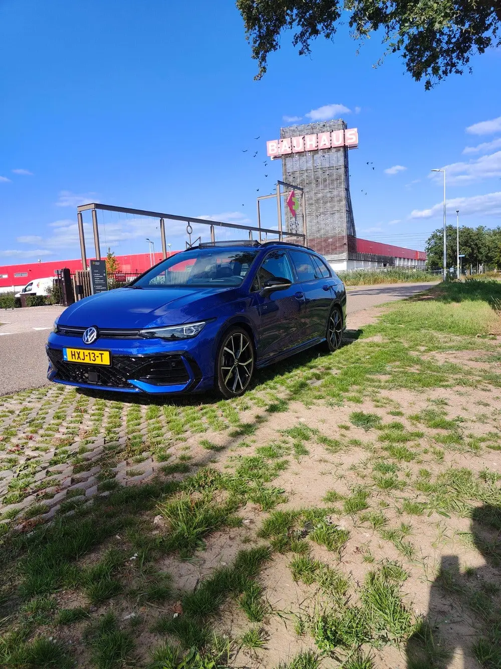 Volkswagen Golf 8.5 variant 1.5e TSI black Line/R-line . uit 2024, foto 3