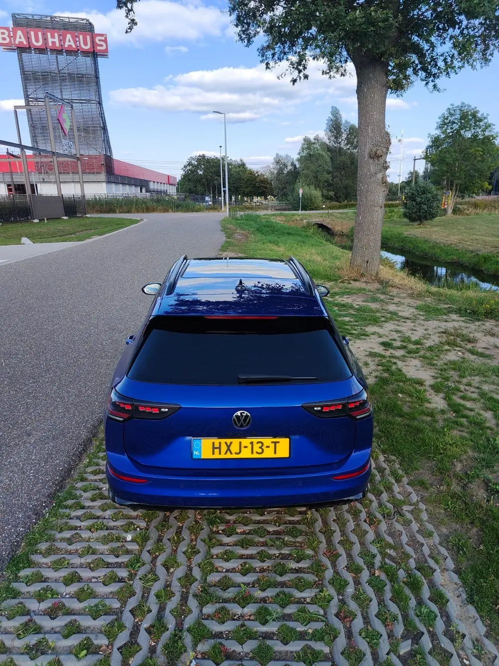 Volkswagen Golf 8.5 variant 1.5e TSI black Line/R-line . uit 2024, foto 6