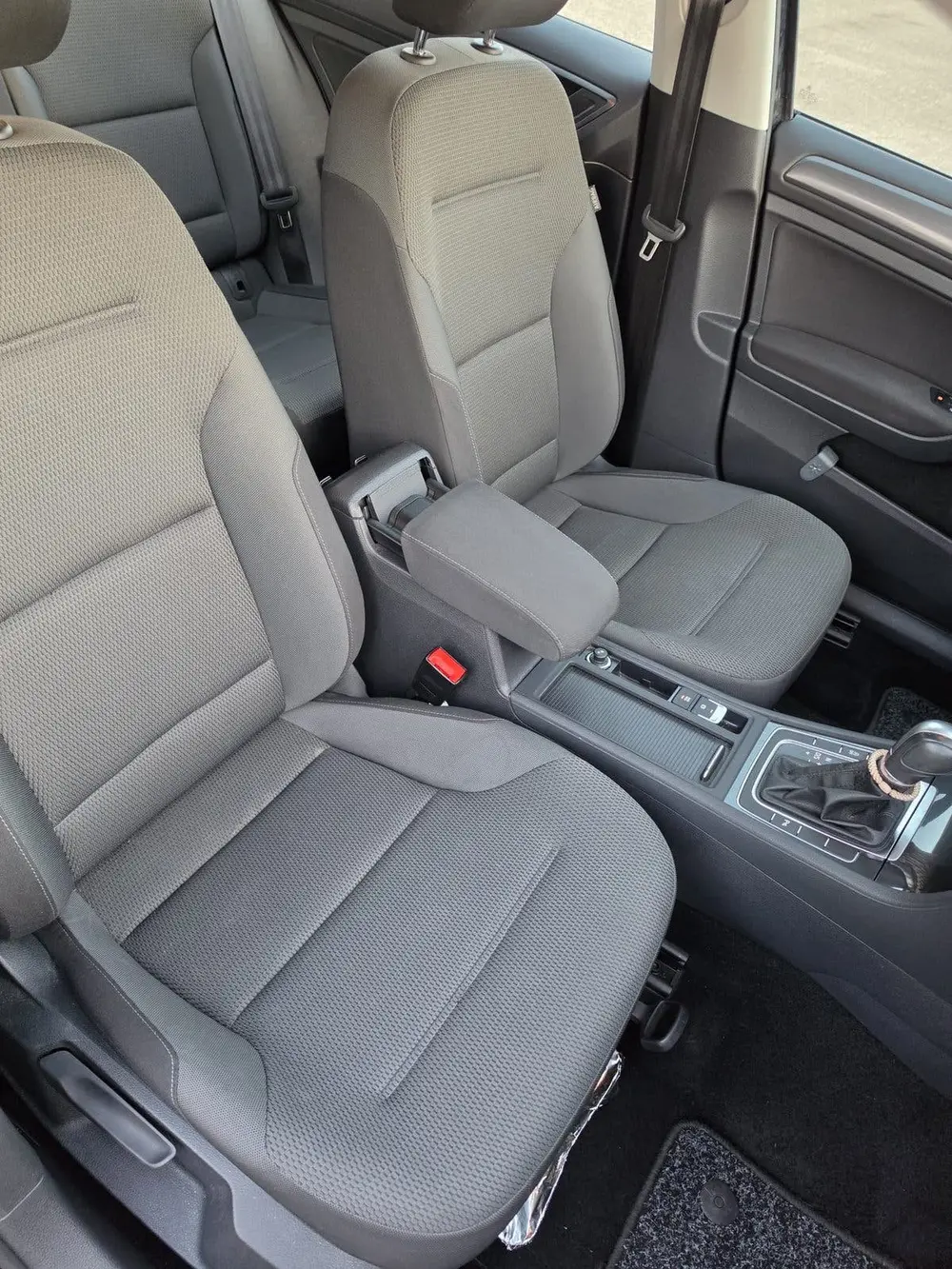 Volkswagen Golf VII Golf 1.0 TSI 115pk 7-DSG 5D 2019 Zwart NAP NL. uit 2019, foto 10