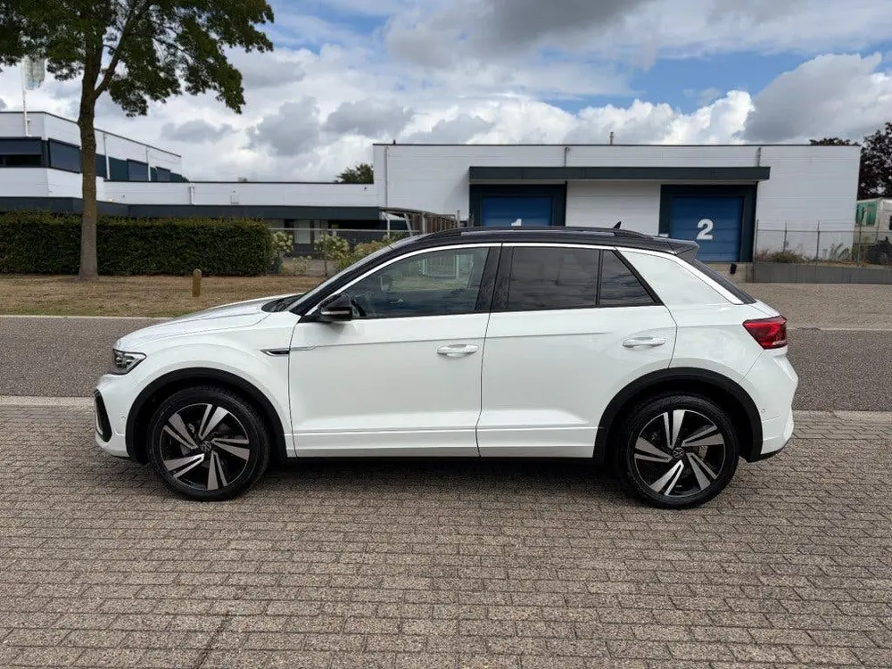 Volkswagen T-ROC 1.5 TSI R-Lne uit 2022, foto 6