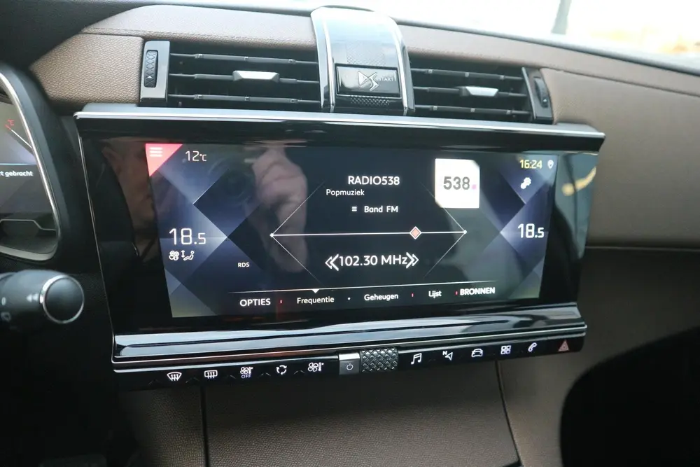 DS Automobiles 7 Crossback DS 7 Crossback 1.6 PureTech Business AUTOMAAT NAVI CLIMA CRU uit 2019, foto 18