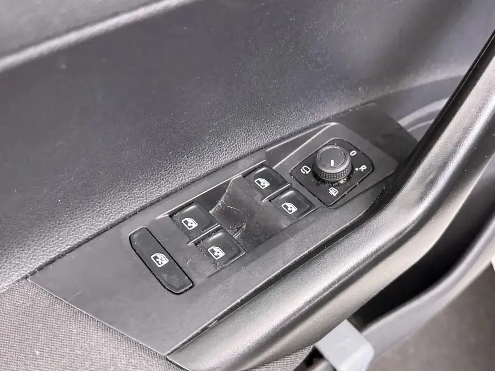 Volkswagen Polo 1.0 TSI Life Business ACC | CARPLAY | NAVI | uit 2022, foto 18