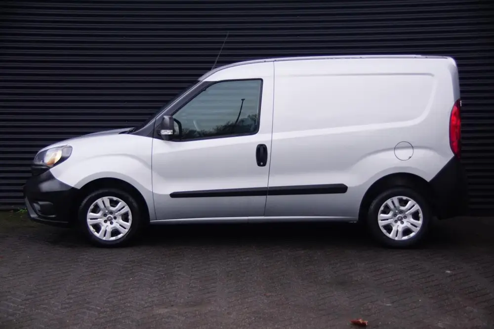 Fiat Doblo Doblò Cargo 1.6 MJ L1H1 uit 2019, foto 8