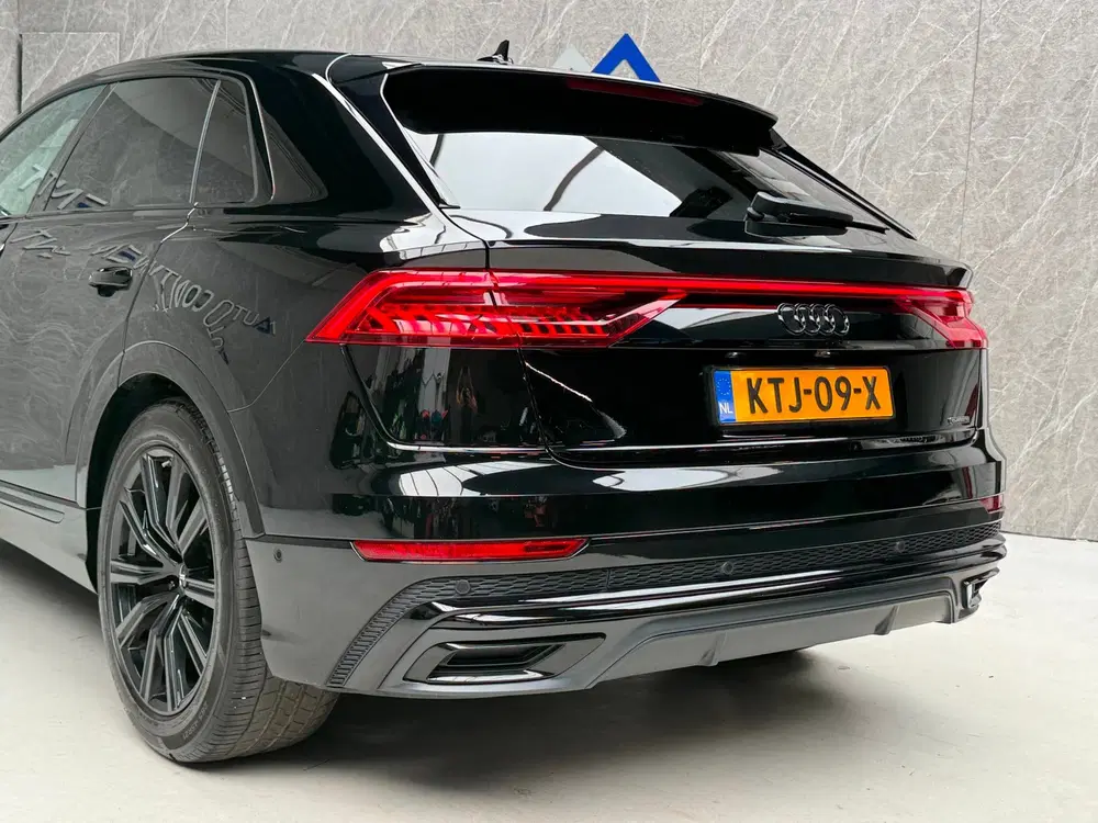 Audi Q8 55 TFSI quattro S-Line uit 2019, foto 8