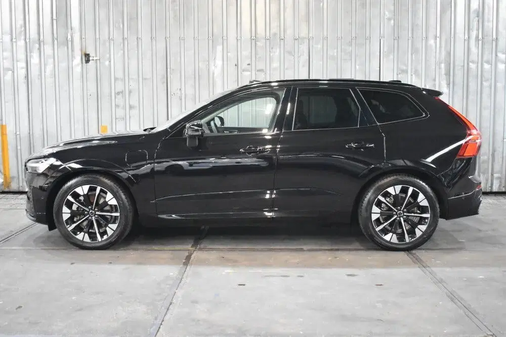 Volvo XC60 T6 350PK AWD Ultra Dark uit 2026, foto 7