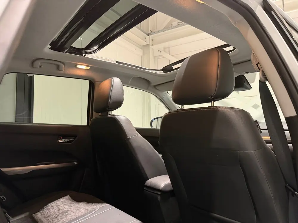 Suzuki Vitara 1.4 Boosterjet AllGrip Stijl uit 2019, foto 12