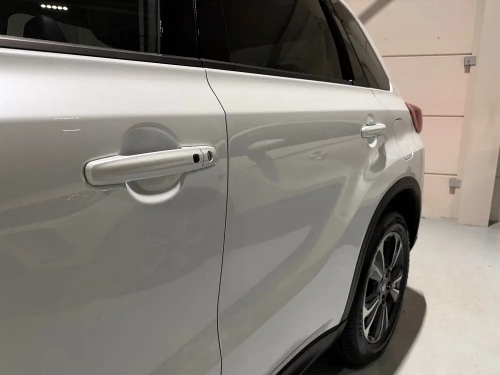 Suzuki Vitara 1.4 Boosterjet AllGrip Stijl uit 2019, foto 14
