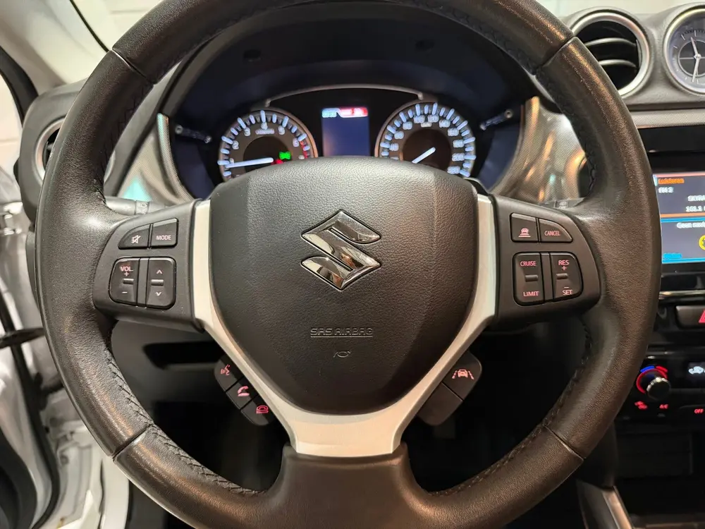 Suzuki Vitara 1.4 Boosterjet AllGrip Stijl uit 2019, foto 9
