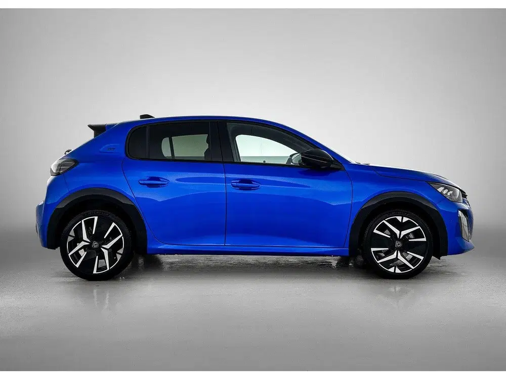 Peugeot 208 1.2 Hybrid 145pk GT Automaat uit 2025, foto 9