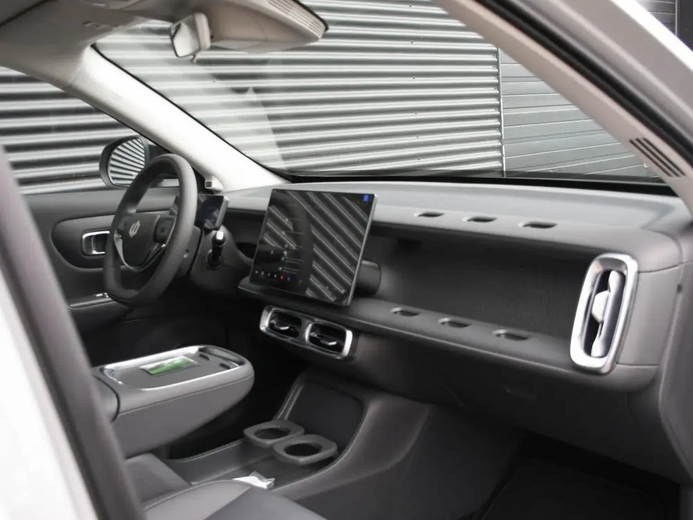 Leapmotor B10 Design Hybrid EV 18.8kWh 218pk Automaat PA uit 2026, foto 9