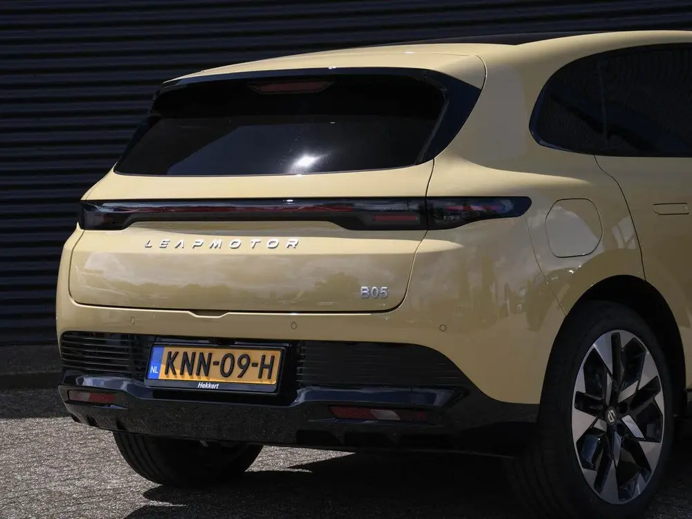 Leapmotor B05 ProMax Design 67.1kWh 218pk Automaat PANO-DAK uit 2026, foto 10