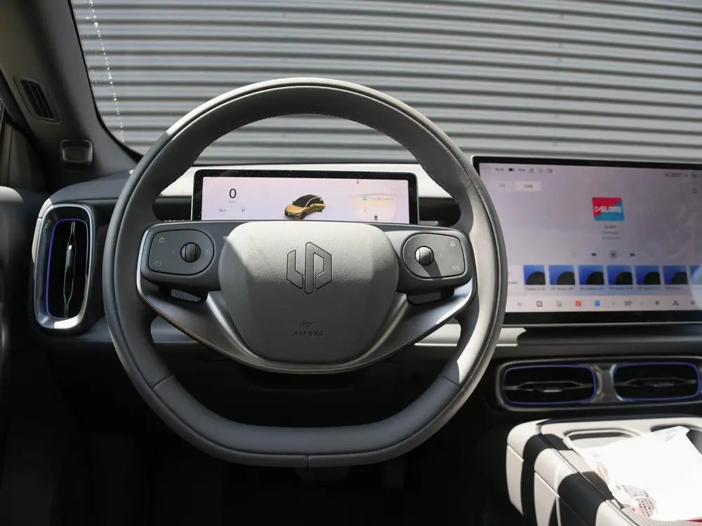 Leapmotor B05 ProMax Design 67.1kWh 218pk Automaat PANO-DAK uit 2026, foto 19