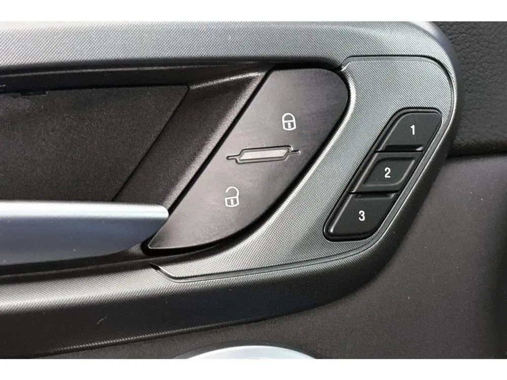 Alfa Romeo Tonale 1.3T PHEV Veloce Leder Stoelventilatie Sto uit 2025, foto 19