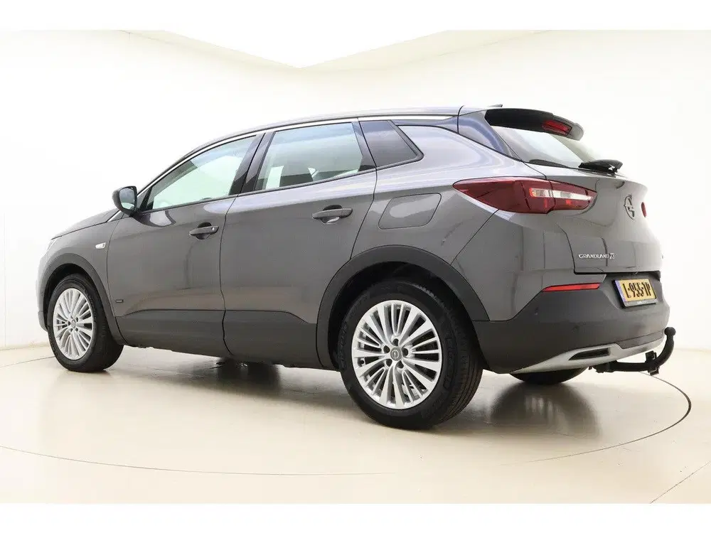 Opel Grandland X 1.6 Turbo Hybrid Innovation uit 2020, foto 12