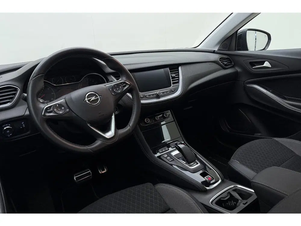 Opel Grandland X 1.6 Turbo Hybrid Innovation uit 2020, foto 18