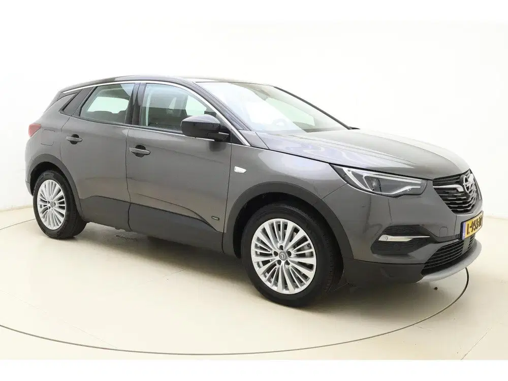 Opel Grandland X 1.6 Turbo Hybrid Innovation uit 2020, foto 8