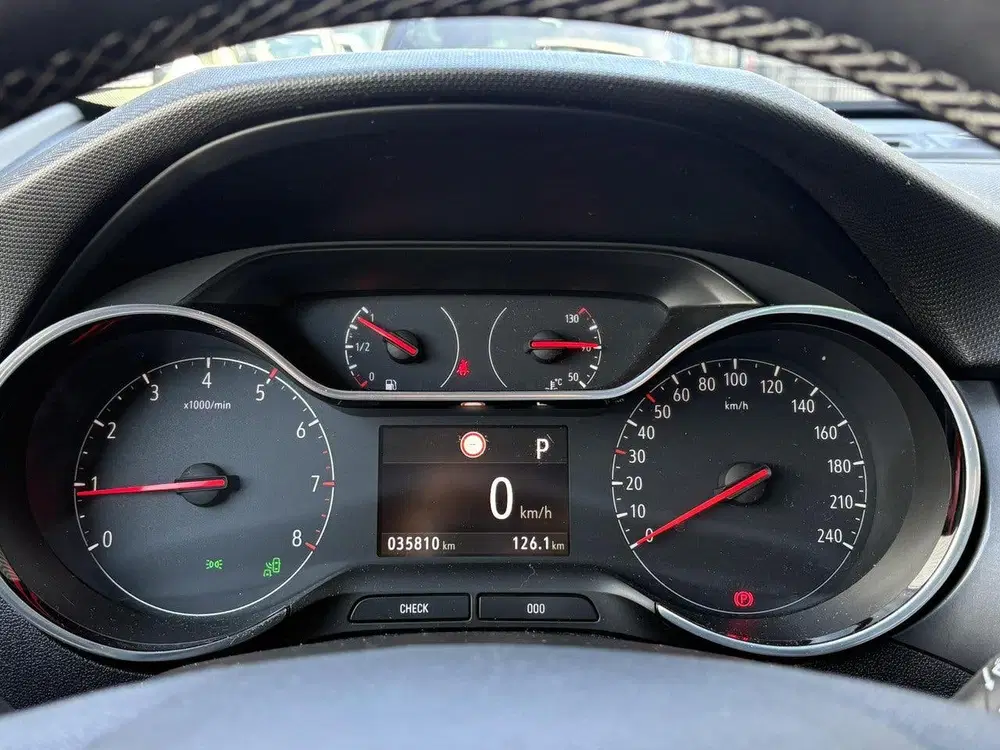 Opel Crossland 1.2 Turbo Elegance uit 2021, foto 16