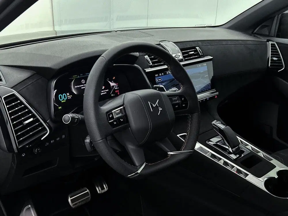 DS Automobiles DS 7 DS DS 7 SUV Edition France Hybrid 225 pk A uit 2025, foto 9