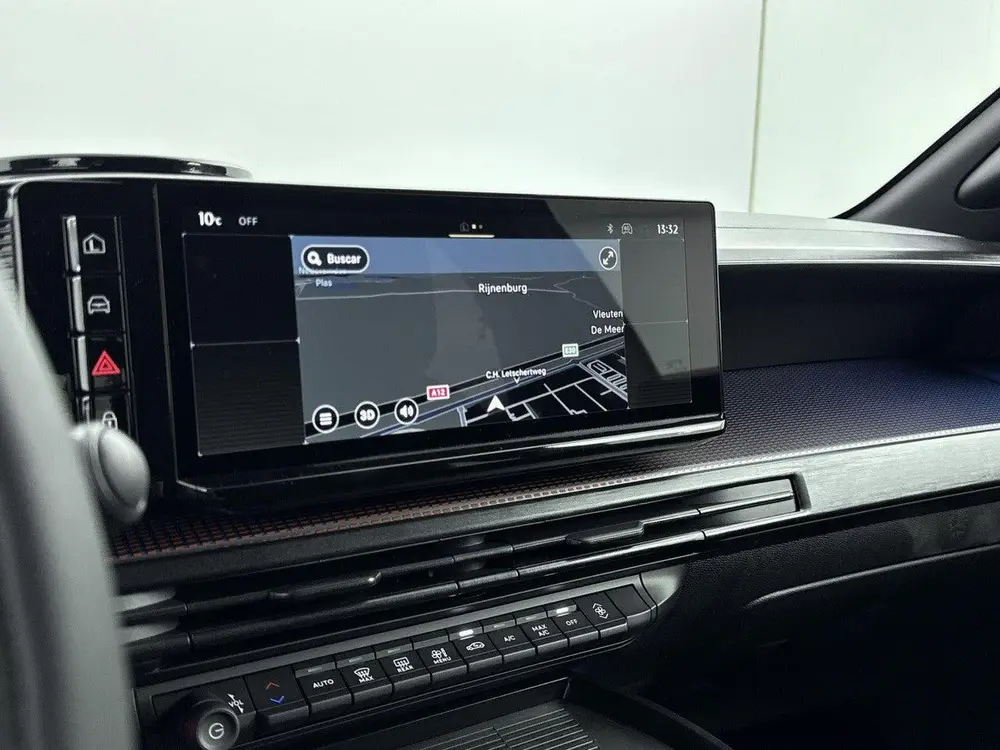 Lancia Ypsilon 1.2 Turbo Hybrid HF Line | HF Line | Apple Ca uit 2025, foto 12