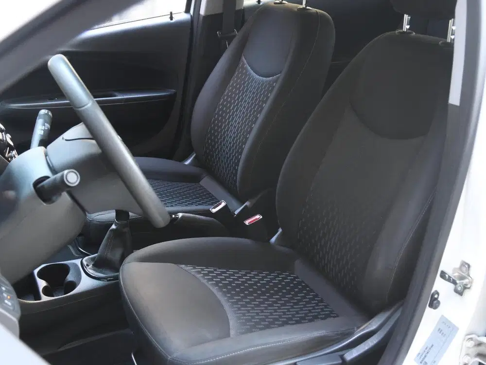Opel Karl Rocks Online Edition 75pk uit 2019, foto 12