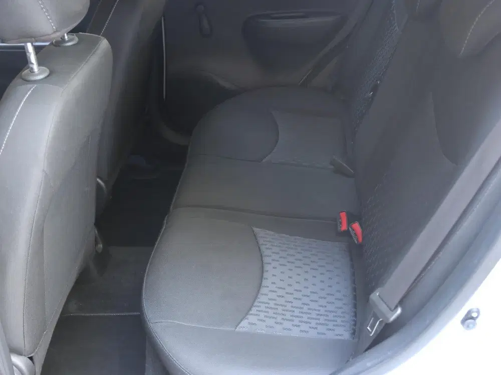 Opel Karl Rocks Online Edition 75pk uit 2019, foto 16