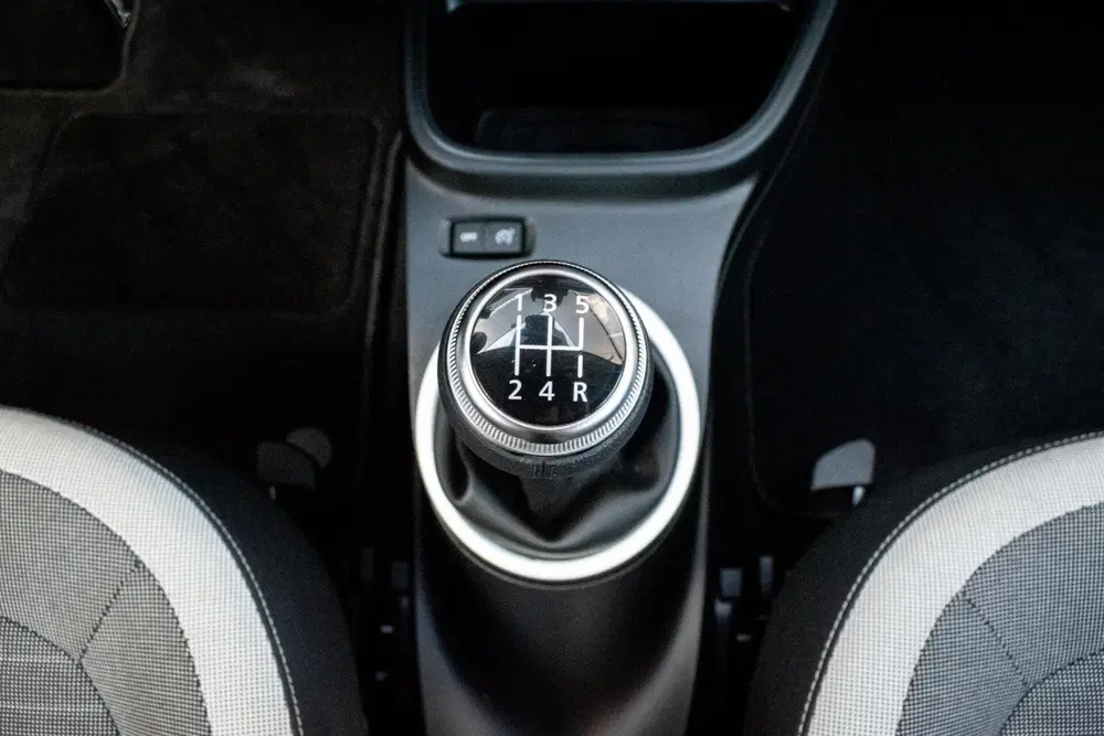 Renault Twingo 1.0 SCe Limited uit 2021, foto 11
