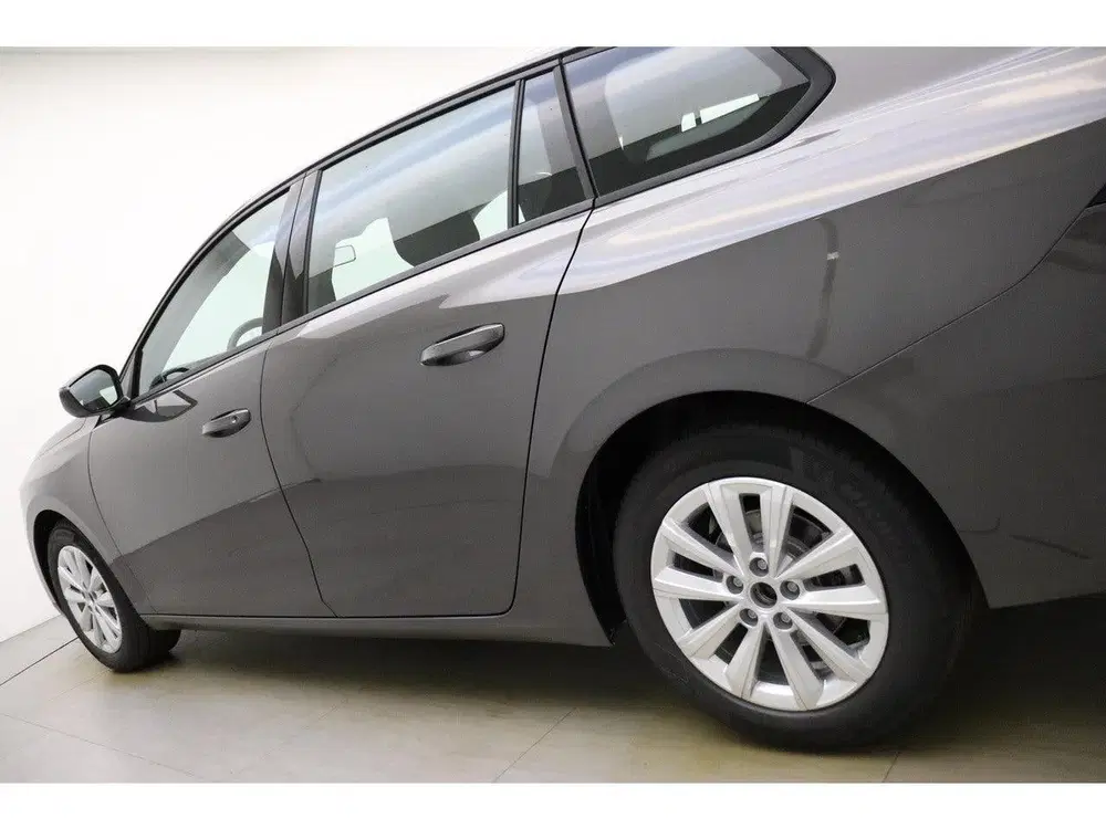 Opel Astra Sports Tourer 1.2 Turbo 110pk Edition uit 2023, foto 16
