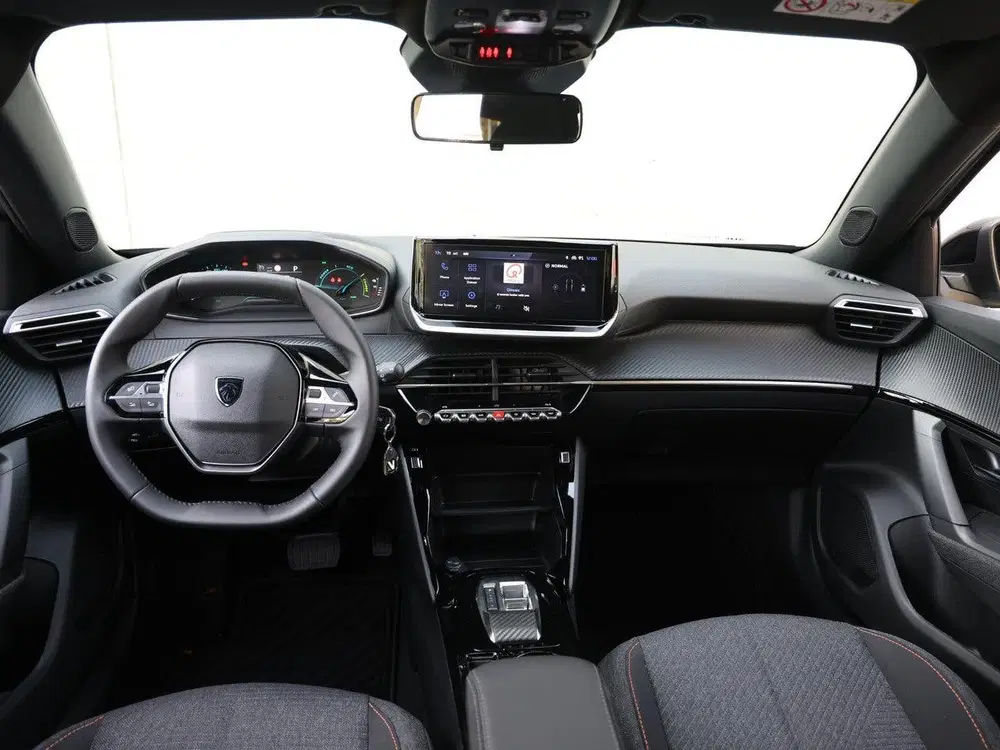 Peugeot 2008 EV Business 54 kWh uit 2025, foto 13