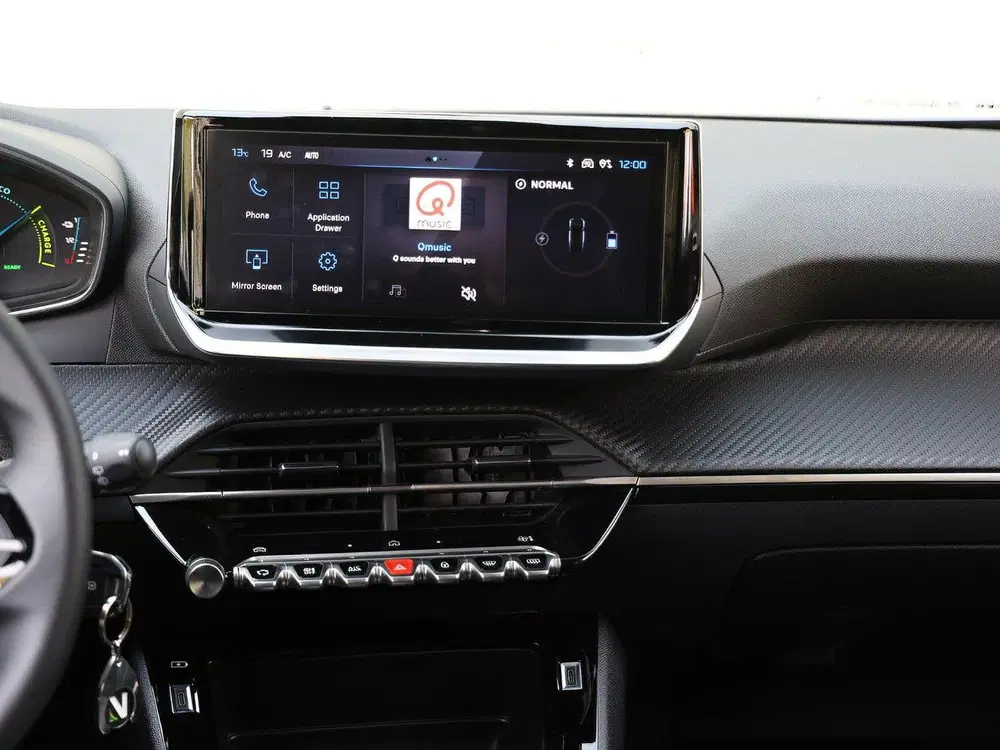 Peugeot 2008 EV Business 54 kWh uit 2025, foto 14