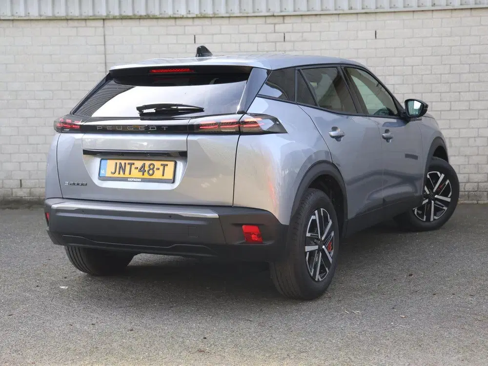 Peugeot 2008 EV Business 54 kWh uit 2025, foto 3