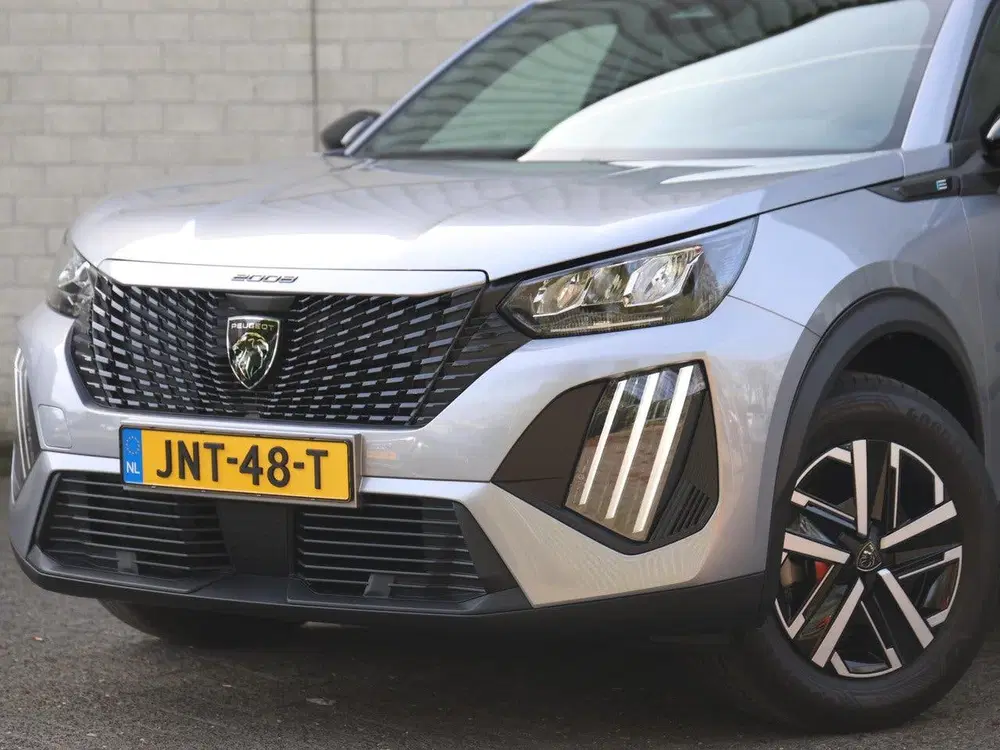 Peugeot 2008 EV Business 54 kWh uit 2025, foto 6