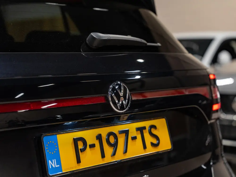 Volkswagen T-Cross 1.5 TSI 150PK DSG R-Line, Virtual Cockpit uit 2022, foto 19