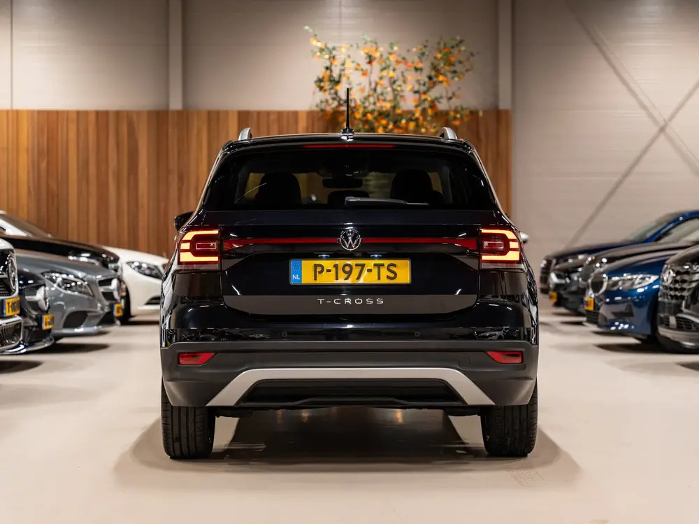 Volkswagen T-Cross 1.5 TSI 150PK DSG R-Line, Virtual Cockpit uit 2022, foto 5