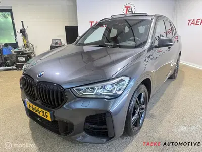 BMW X1 sDrive18i High Executive AUT uit 2020